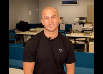 📣 Are you a coach, mentor or course creato... 3 📣 Are you a coach, mentor or course creator? Are you looking to grow your social media presence and personal brand on Instagram?📱 Listen up! 📢 My name is @Jason__Stone founder of @millionaire_mentor and our agency ProfileAgency.com and we help people like you gain thousands of followers everyday and ultimately new clients for their business 💰 We will help you create your content, boost your engagement, increase your followers and grow your business all with the power of Instagram 🙌 Ready to learn more? 👀 Click the link in our bio to learn how we can help you get started! 👉 @millionaire_mentor