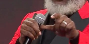 Be careful 😳 Watch this! - Millionaire M... 18 Be careful 😳 Watch this! - Millionaire Mentor